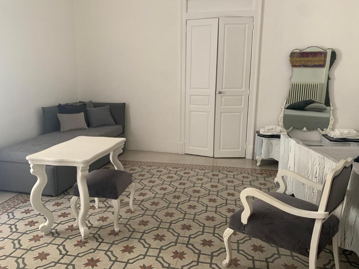 Bianko Ecochic & L'Angolo Di Levante 恩纳 外观 照片